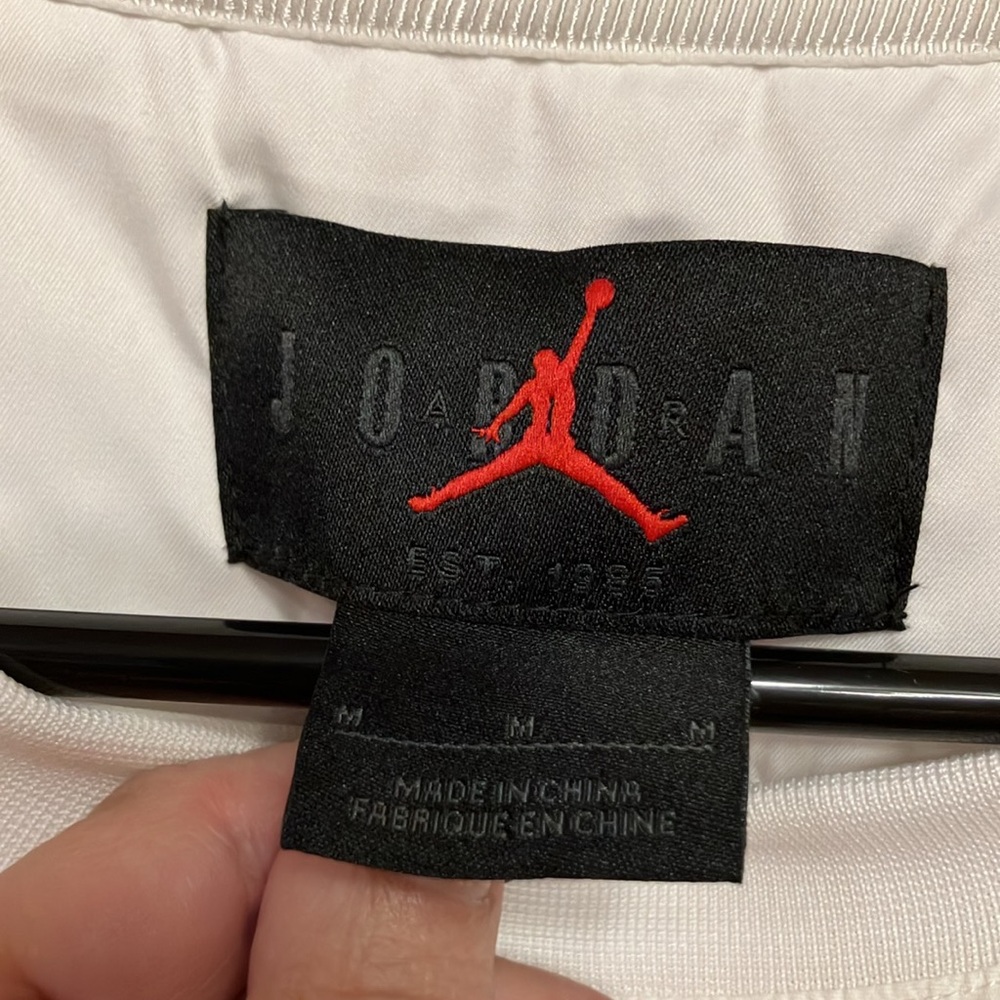 NIKE MEN’S 23 ENGINEERED PULL-OVER. JORDAN. SIZE MEDIUM. OFF-WHITE & TAUPE. NWT - Picture 5 of 14